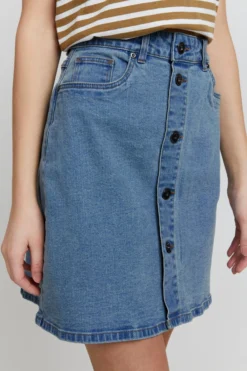 OXMO Mini Rokken Rok FRIGGA Dames Blauw -Kleding Verkoop Winkel 124ab489cf6f38ad5864aa01908eab20 scaled