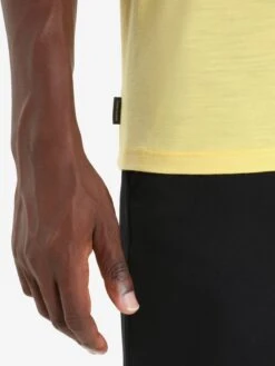 Icebreaker Functionele Shirts Functioneel Shirt Heren Geel -Kleding Verkoop Winkel 93d5d64b9ba0cc54c1add22a879a67b8 scaled