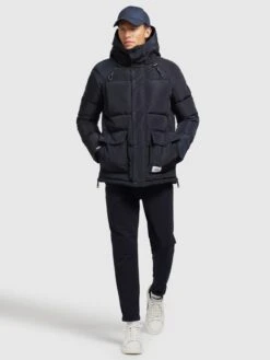 Khujo Winterjassen Winterjas Jedi Heren Donkerblauw -Kleding Verkoop Winkel 9c80ee89eb6c684130d9766900f31cc2 scaled
