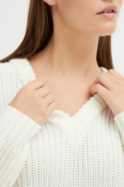 OXMO Basic Truien Trui Dames Wit -Kleding Verkoop Winkel b22fb8bad2eb2c3109543081e7421481 scaled