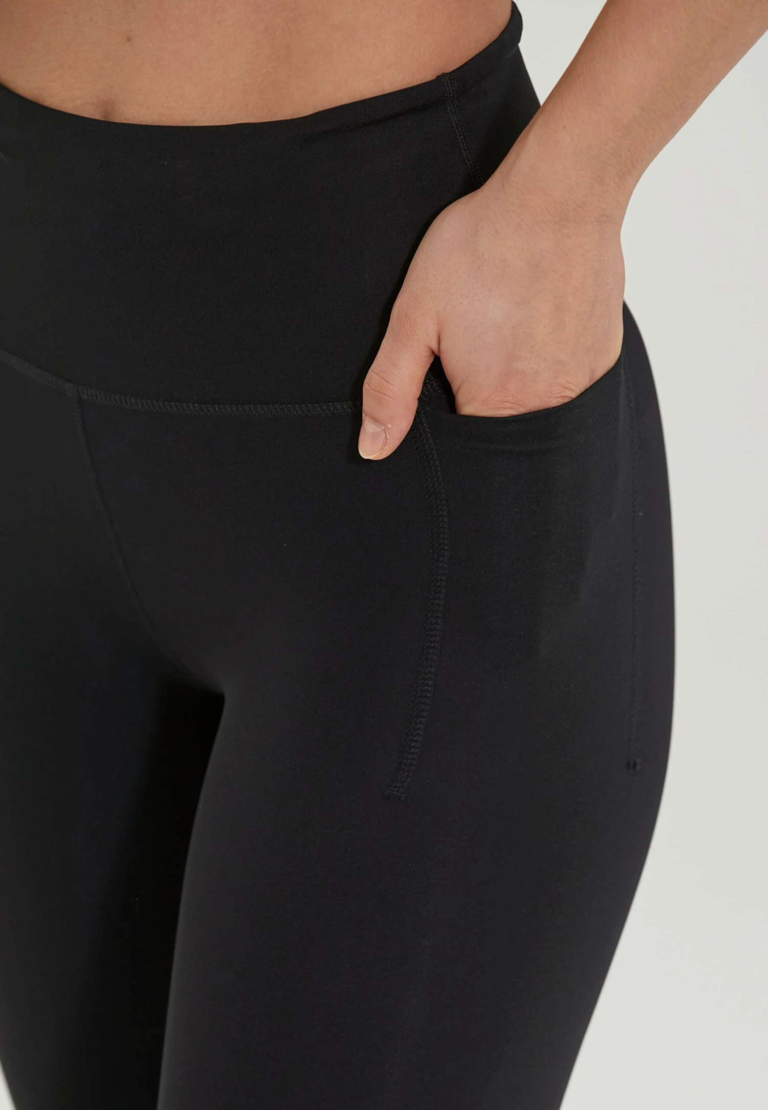 ATHLECIA Lange Broeken Slimfit Sportbroek Douna Dames Zwart 8 ATHLECIA Lange Broeken Slimfit Sportbroek Douna Dames Zwart - Afbeelding 8
